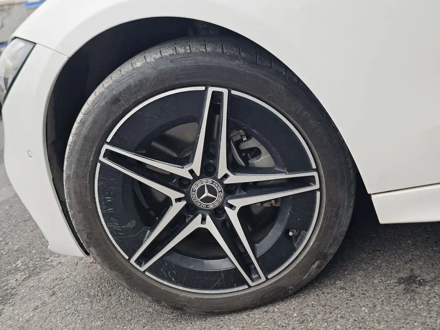 Mercedes-Benz C-Class 2024 C 260 L Night Edition Sport фото 13