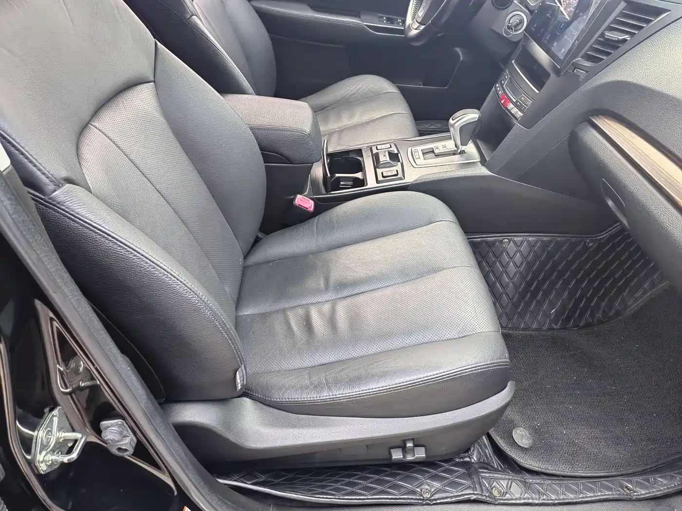 Subaru Outback 2014 2.5i Elegance Elite Edition фото 8