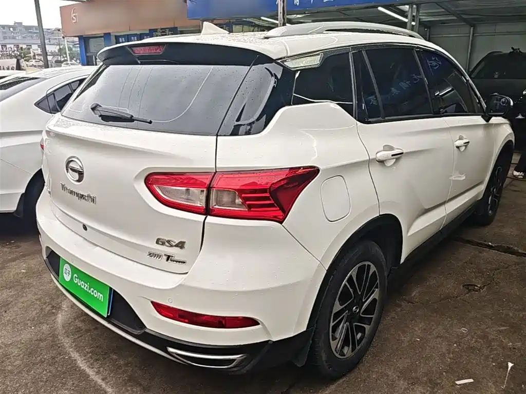 GAC Trumpchi Trumpchi GS4 2017 200T G-DCT 2WD Elite фото 7