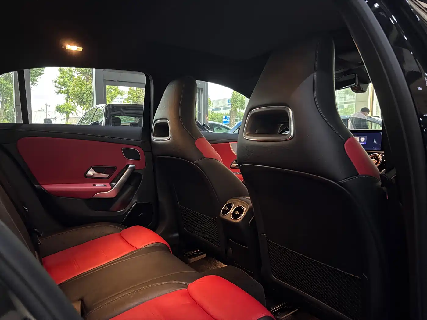 Mercedes-Benz A-Class AMG (Import) 2020 Facelift AMG A 35 4MATIC фото 13