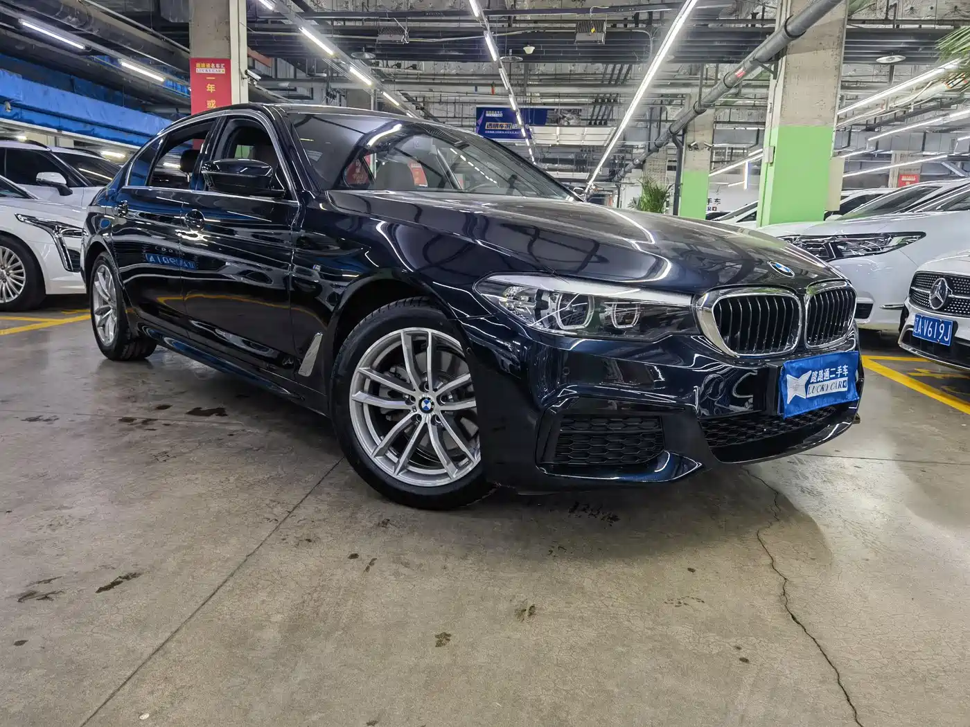 BMW 5 Series 2020 525Li M Sport Package фото 3