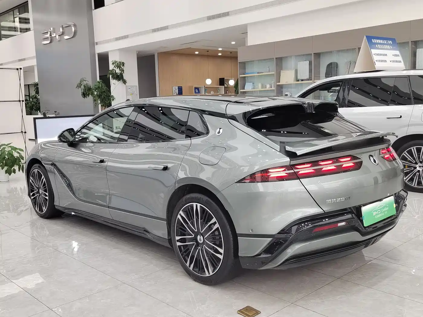 Denza Z9GT 2024 1100 AWD Ultra Edition фото 11