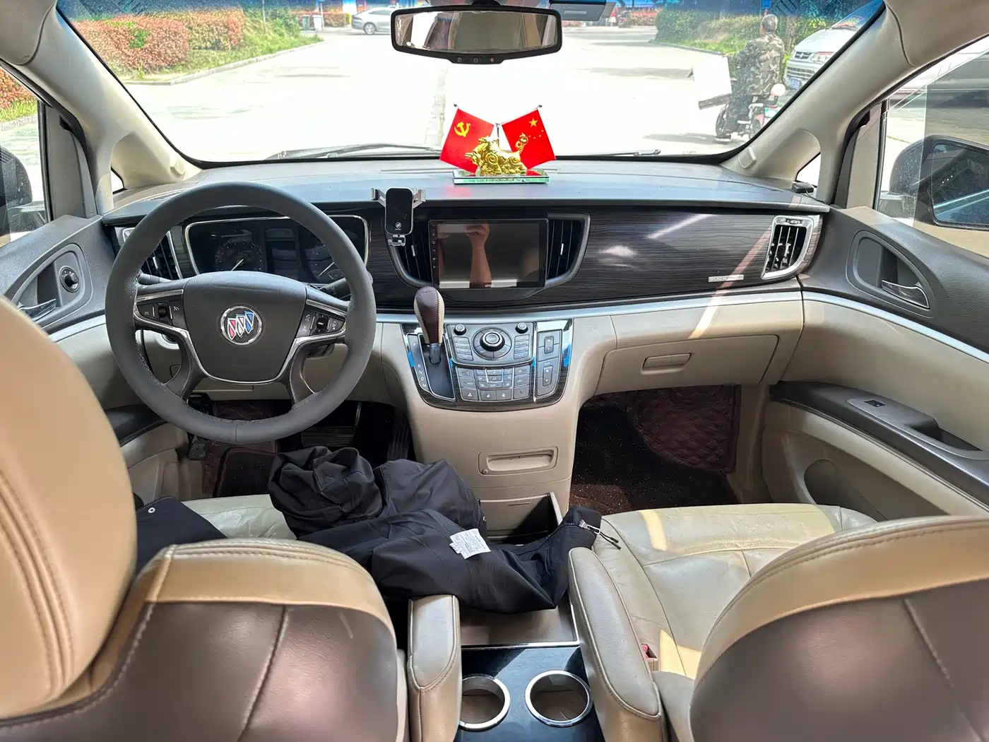 Buick GL8 2011 3.0L XT Luxury Business Flagship фото 11