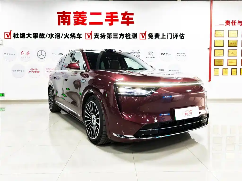 AITO Wenjie AITO M8 2025 Model Extended Range Ultra Edition 53.4kWh 5-Seater фото 3