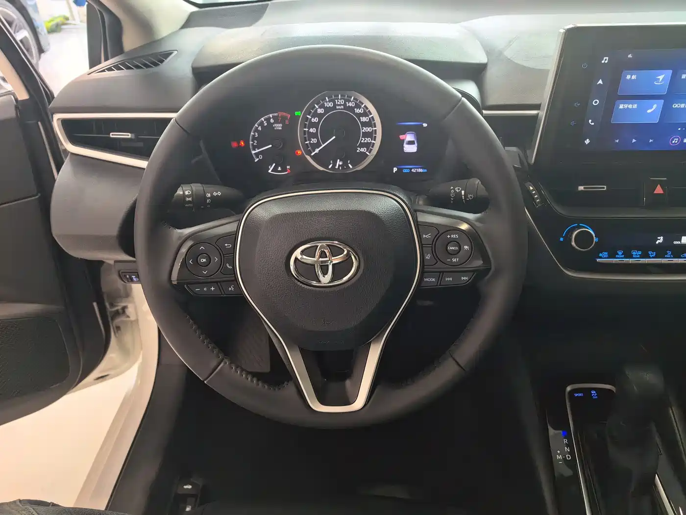 Toyota Corolla 2021 TNGA 1.5L CVT Elite Edition фото 8