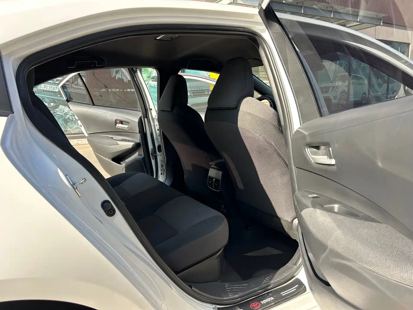 Toyota Levin 2021 Dual Hybrid 1.8H E-CVT Leading Edition фото 12