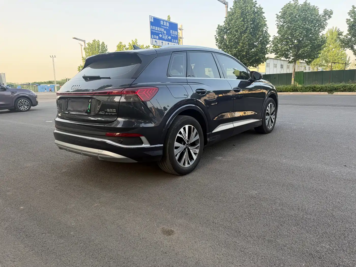 Audi Q4 e-tron 2022 40 e-tron Pioneer Edition фото 10