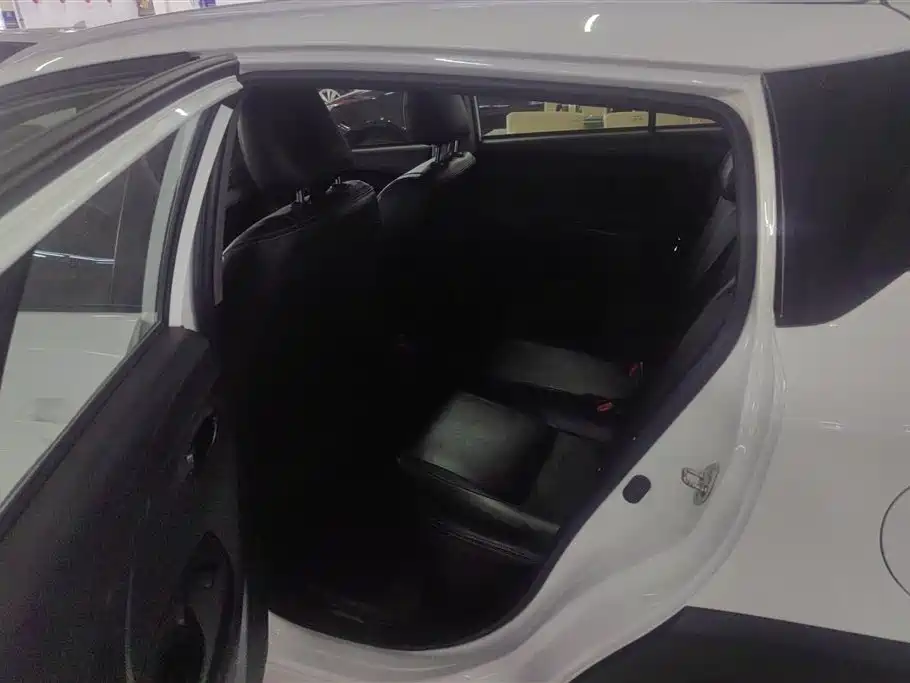 Toyota YARiS L Zhi Xuan 2021 1.5L CVT Leading Edition фото 11