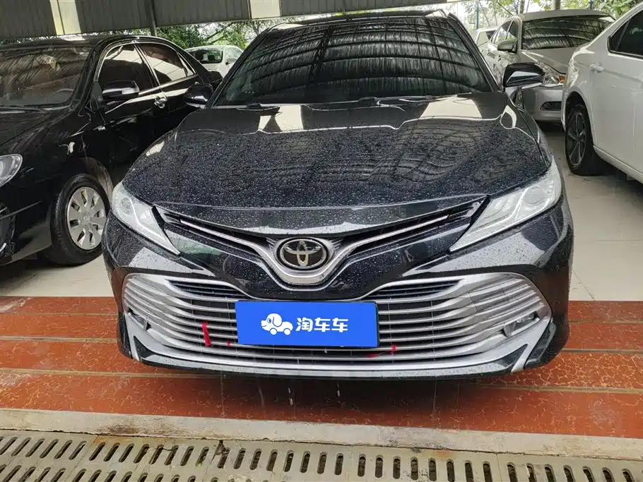 Toyota Camry 2019 Facelift 2.0G Luxury Edition фото 2