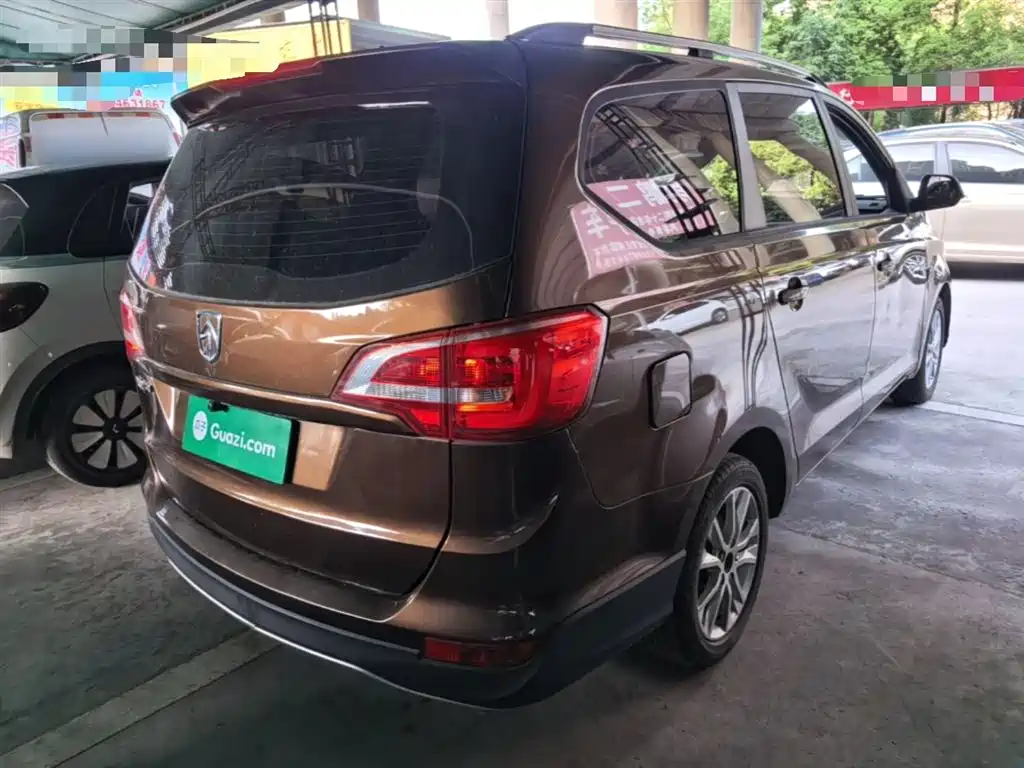 Фото 7 - Baojun 730