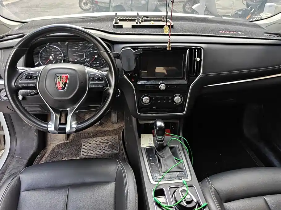 Roewe i6 2018 2018 20T Automatic Flagship Edition
