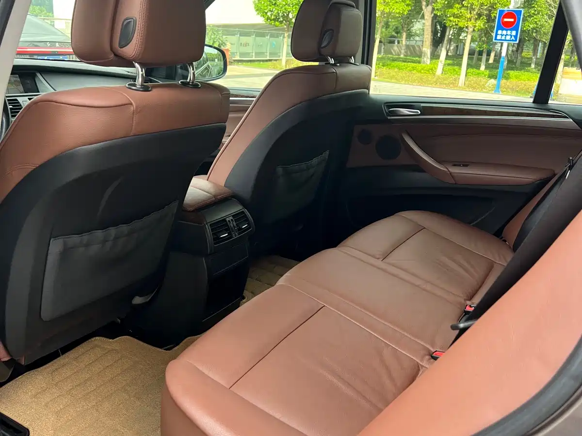 BMW X5 (Import) 2012 2011 xDrive35i Leading Edition