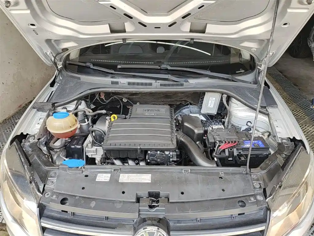 Volkswagen Jetta 2015 1.4L Manual Comfort фото 20