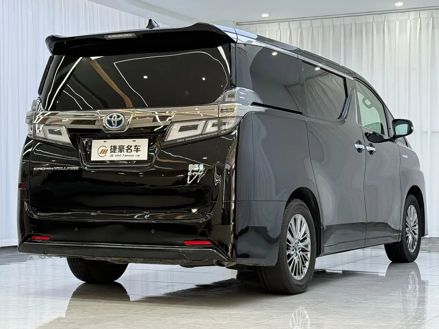 Toyota Vellfire 2023 Crown Hybrid 2.5L HV Premium фото 12