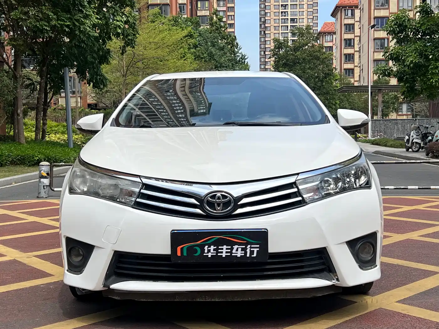 Toyota Corolla 2017 Facelift 1.6L S-CVT GL фото 2