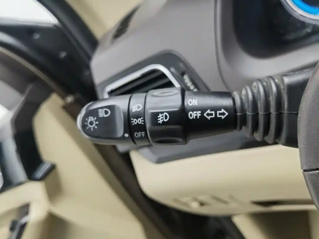 Baojun 730 2015 2014 1.5L Manual Comfort ESP Edition 7-Seater
