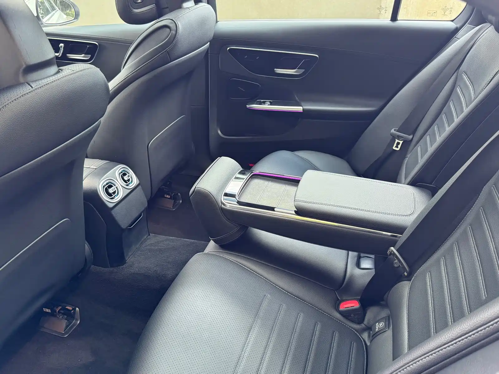 Фото 27 - Mercedes-Benz C-Class