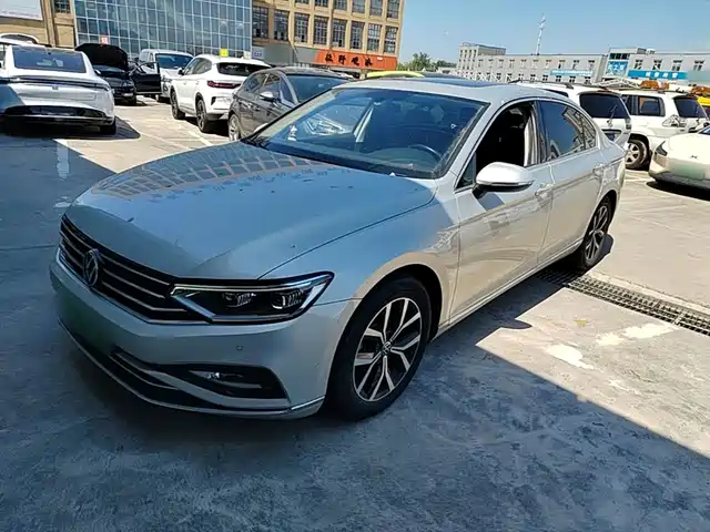 Volkswagen Magotan 330TSI DSG, Лидер