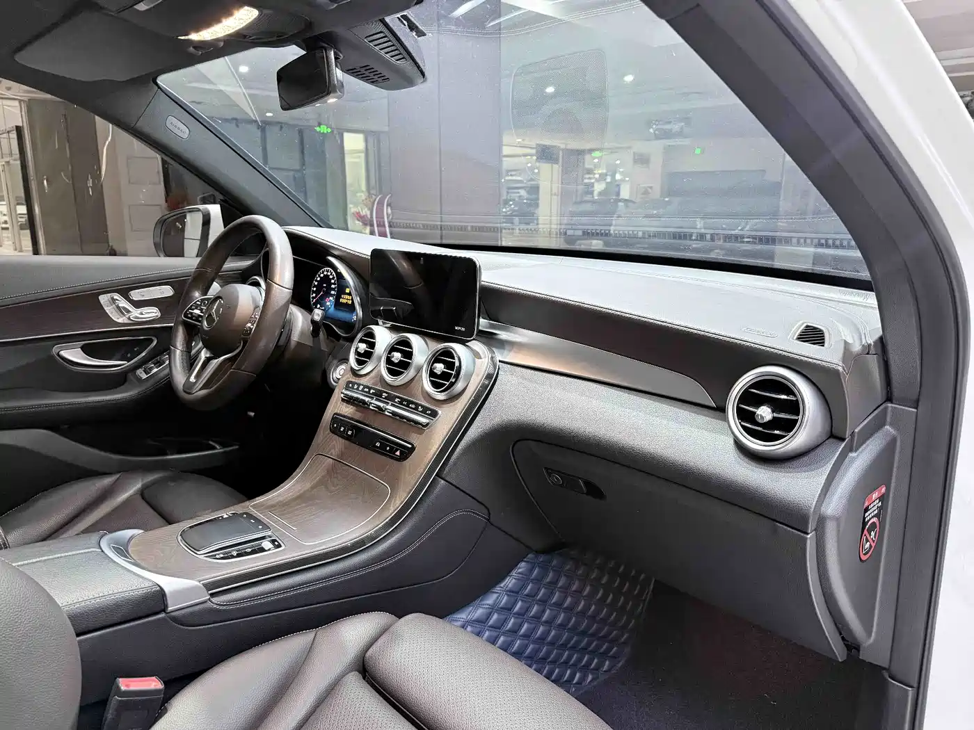 Mercedes-Benz GLC 2021 GLC 260 L 4MATIC Luxury фото 9
