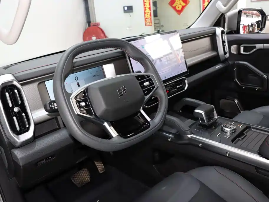 Jetour T2 2025 2023 Model 1.5T 2WD Discovery PRO