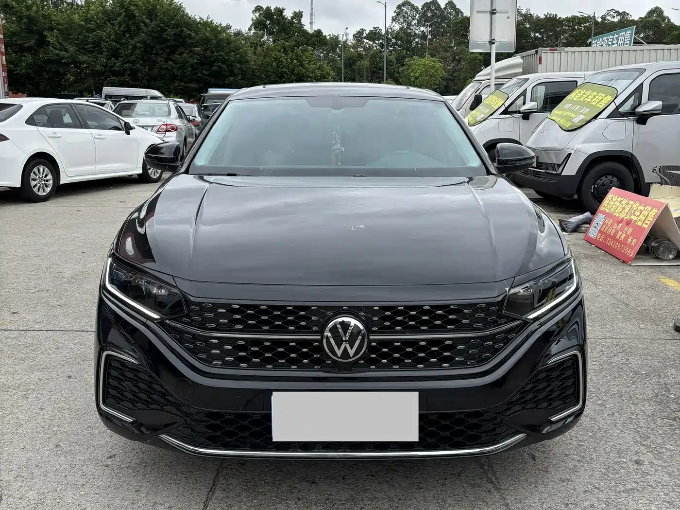 Volkswagen Passat 2025 Outstanding 380TSI Starlight Dragon Soaring Edition