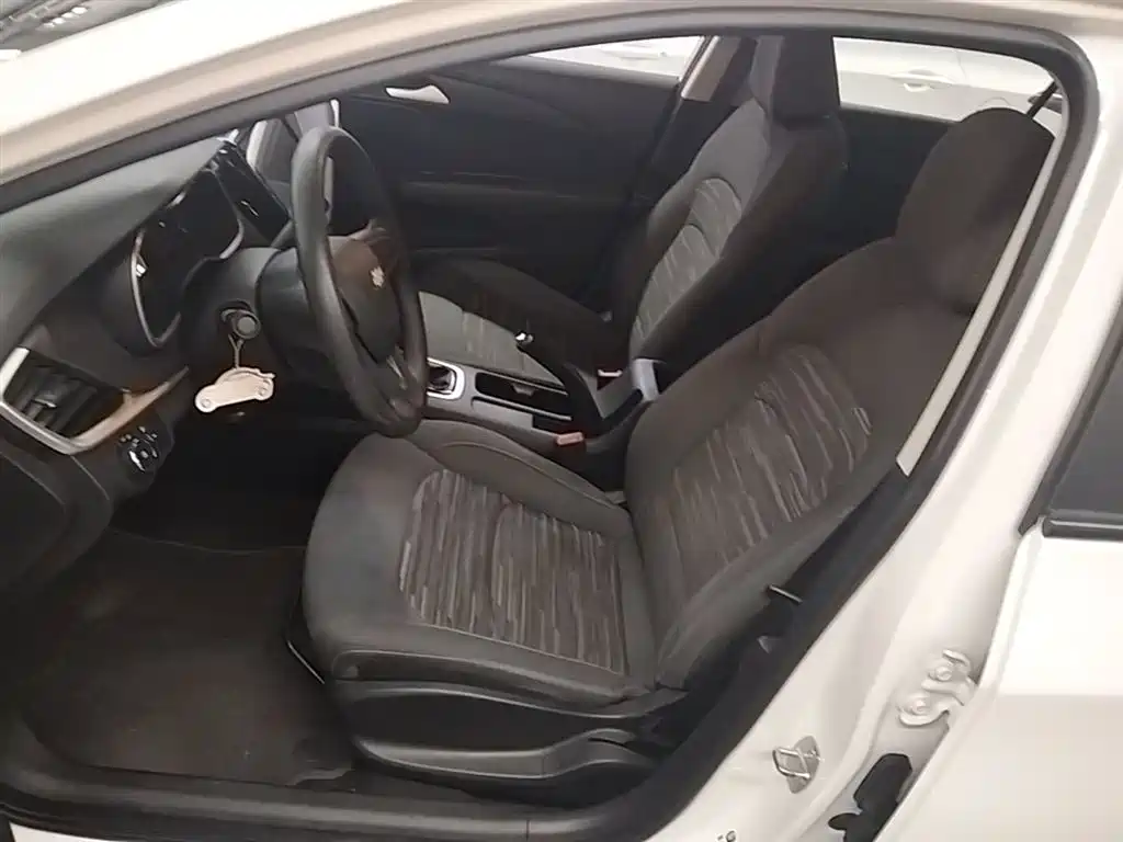 Chevrolet Cavalier 2019 320 Auto Sunroof Enjoyment Edition фото 15