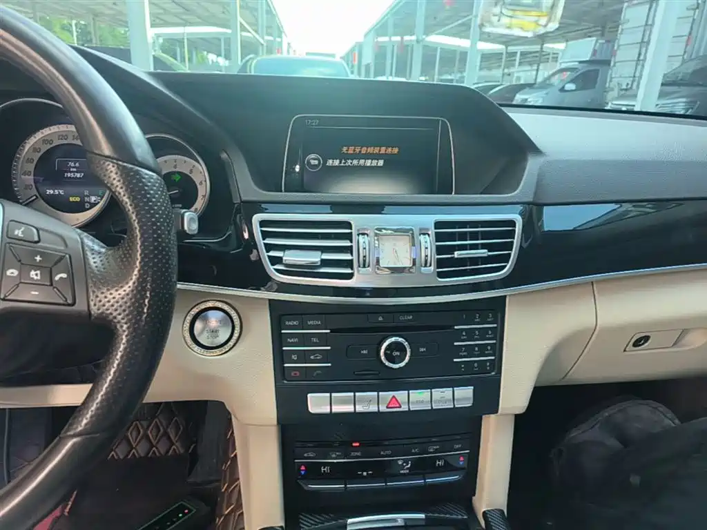 Mercedes-Benz E-Class 2015 Facelift E 260 L Sport фото 13