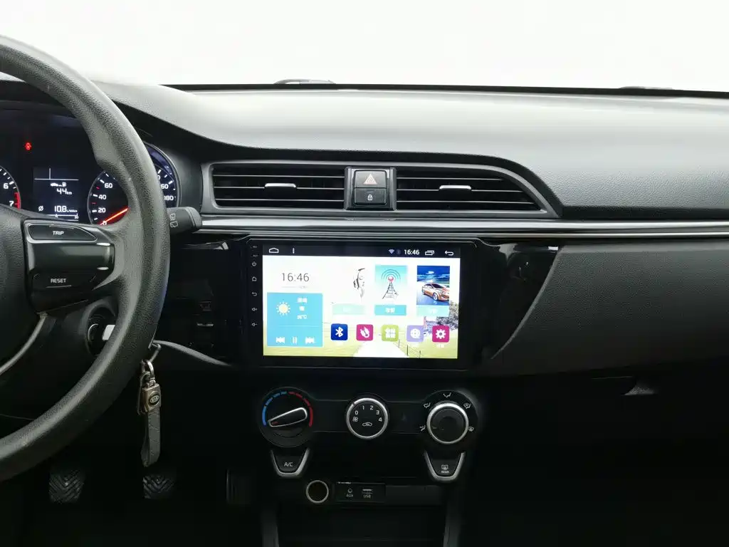 Kia KX CROSS 2018 2017 Model 1.4L MT GLS