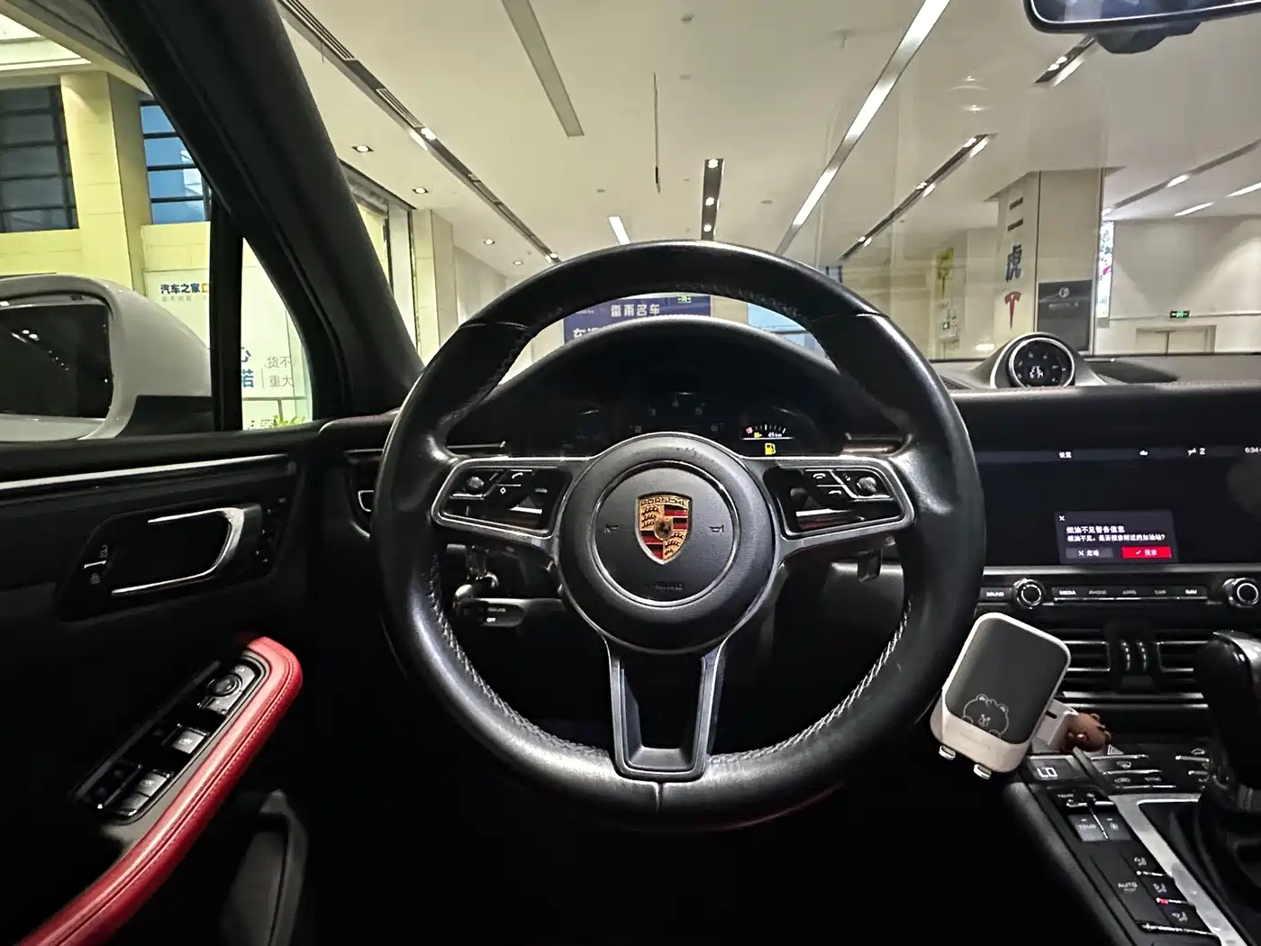 Porsche Macan 2020 Macan 2.0T фото 14