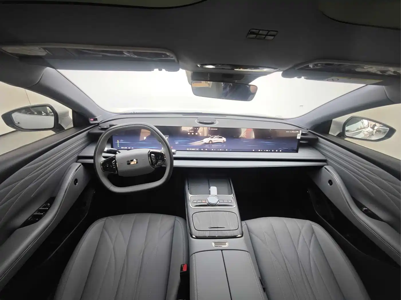 Geely Galaxy Galaxy E8 2025 2025 575km Voyage Smart Drive Edition