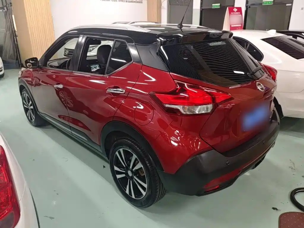 Nissan Kicks 2019 2018 1.5L CVT Smart Connect Premium Edition
