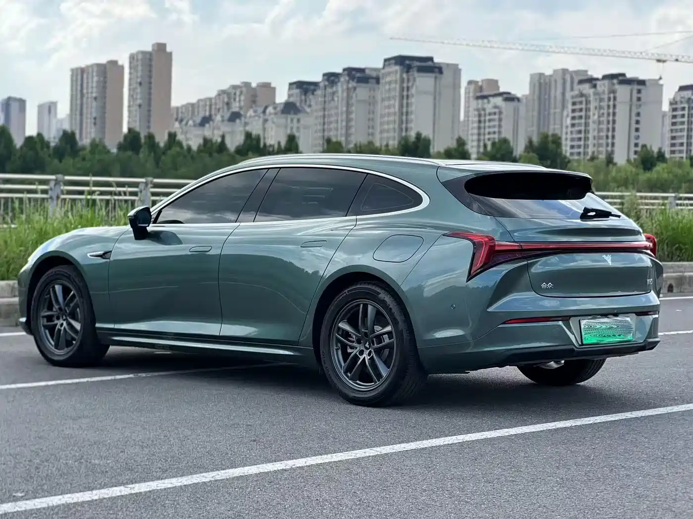 Nezha Auto Nezha S Shooting Brake 2025 2024 Model Range Extender 300 Standard