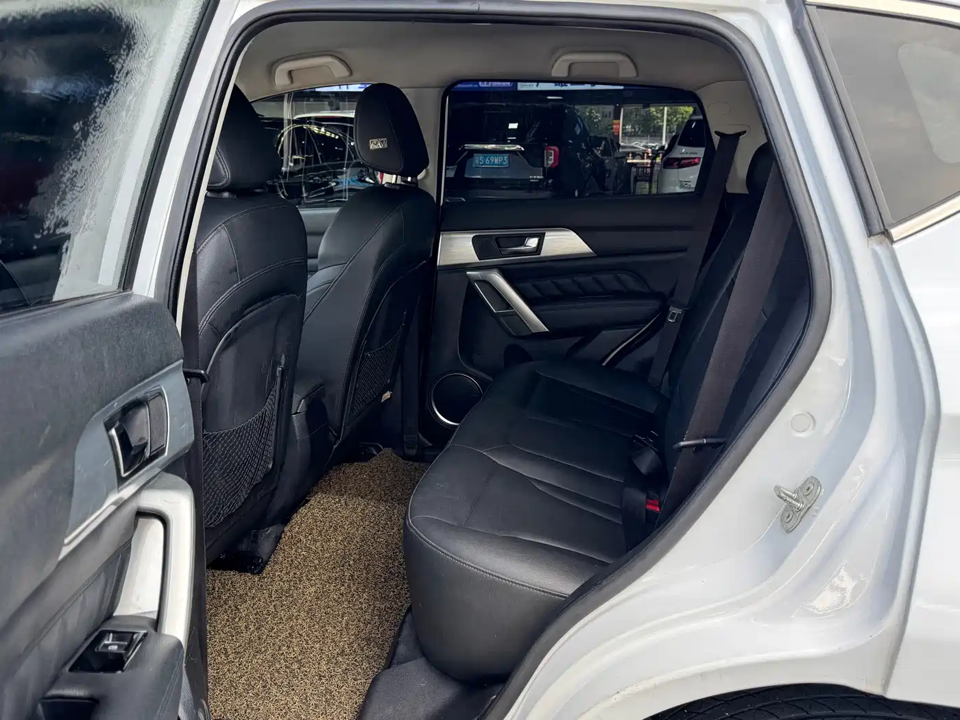 Фото 11 - Haval H2