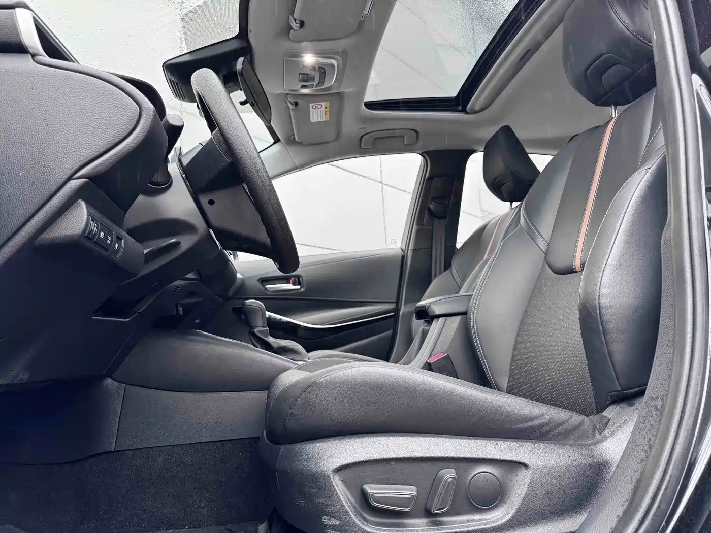 Toyota Levin 2023 Smart Hybrid 1.8L Sport Edition фото 12