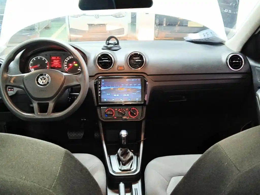 Volkswagen Jetta 2017 1.5L Automatic Fashion фото 10