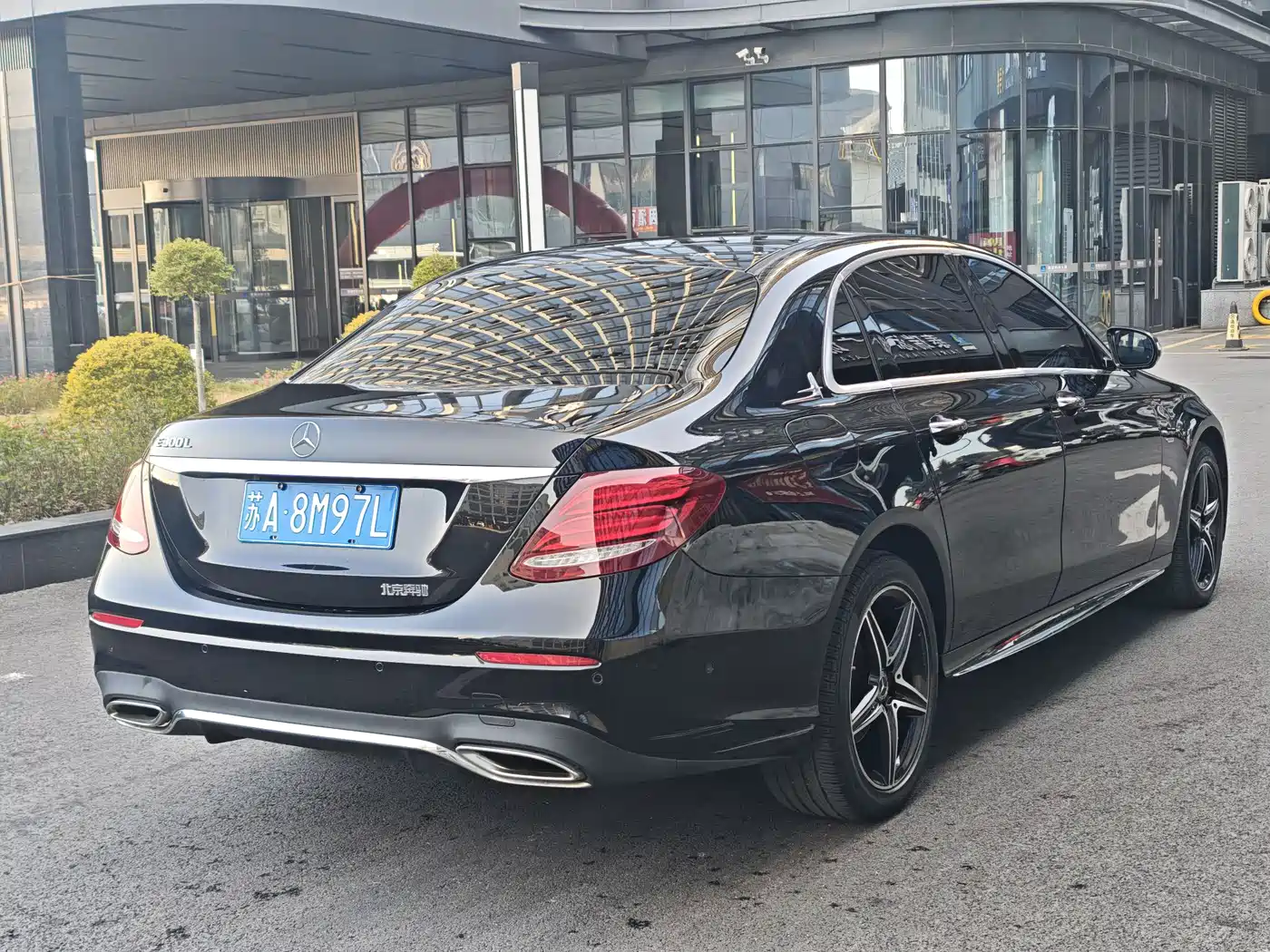 Mercedes-Benz E-Class 2020 Facelift E 300 L Sport Exclusive фото 34