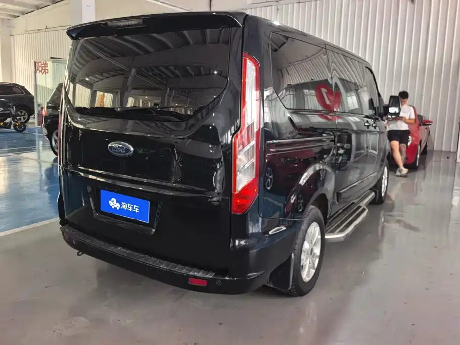 Ford Tourneo 2016 2016 2.0T Manual Elite Edition