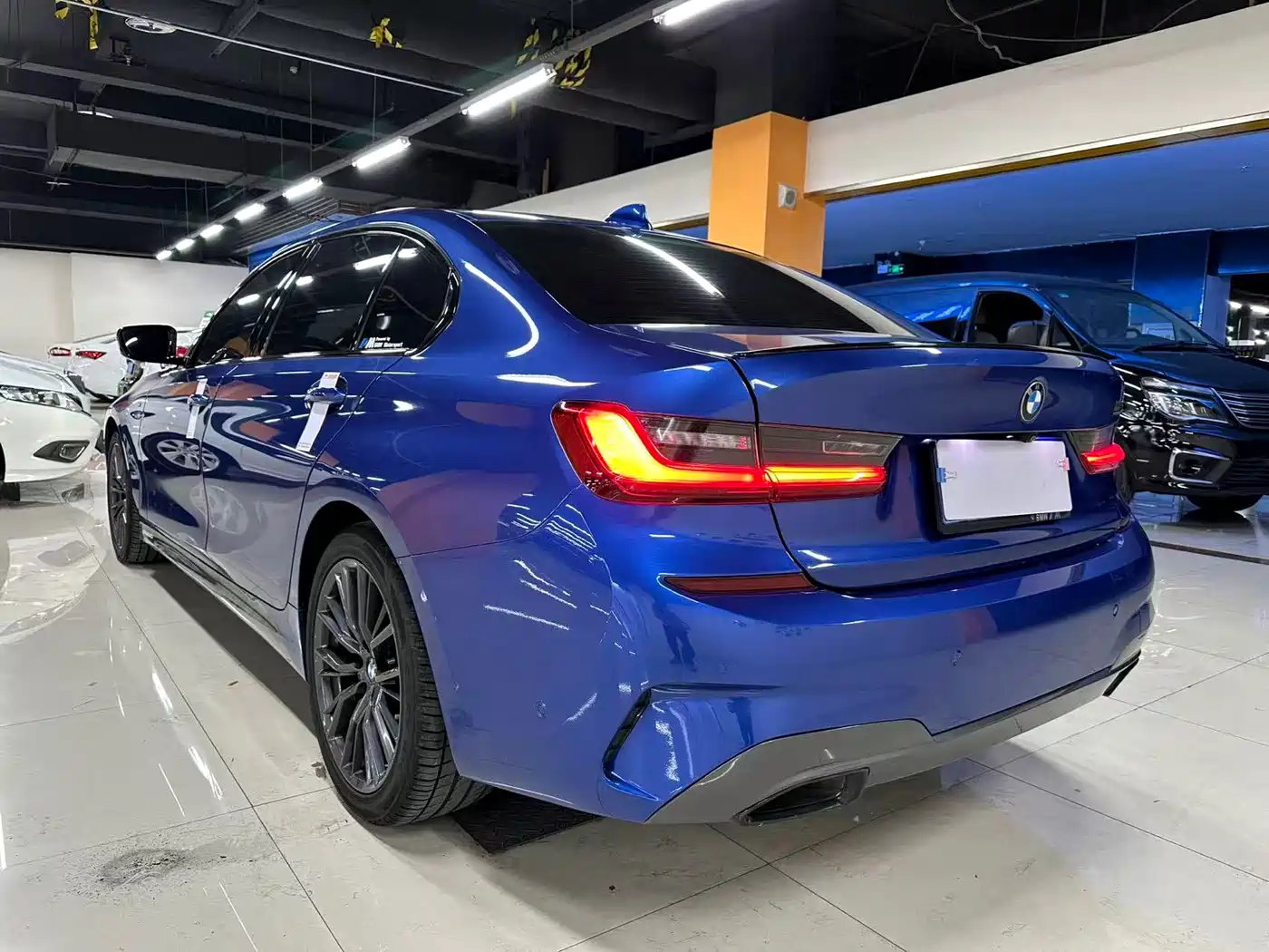 BMW 3 Series 2021 Facelift 325Li M Sport Shadow Edition фото 7