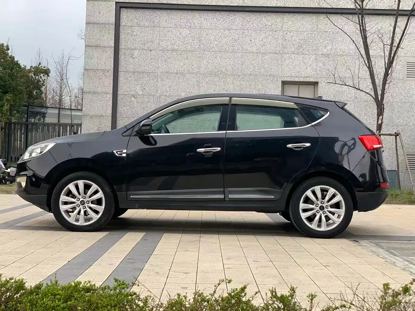 JIANGQI GROUP RUIFENG S5