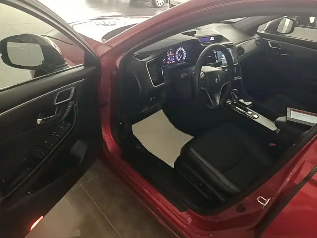 Honda Spirior 2016 2015 2.0L Premium Edition