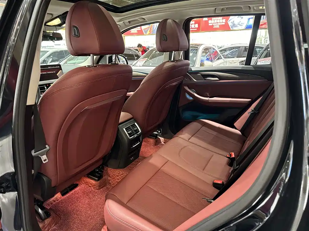 BMW X3 2022 xDrive30i Leading M Night Package фото 7
