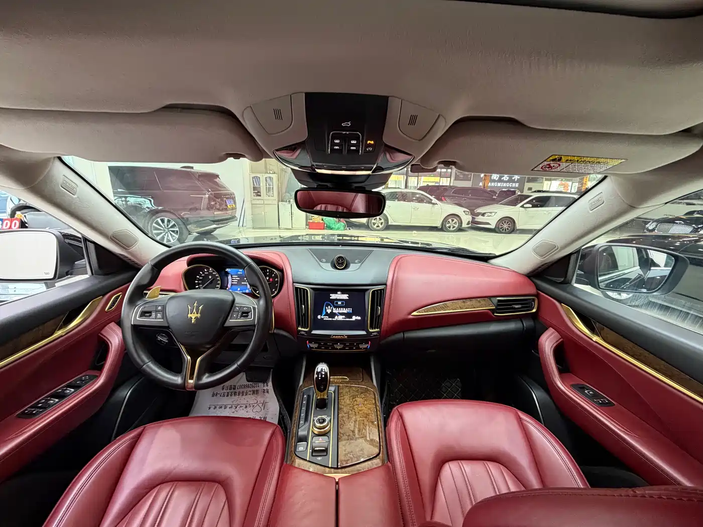 Maserati Levante 2016 3.0T Standard фото 16