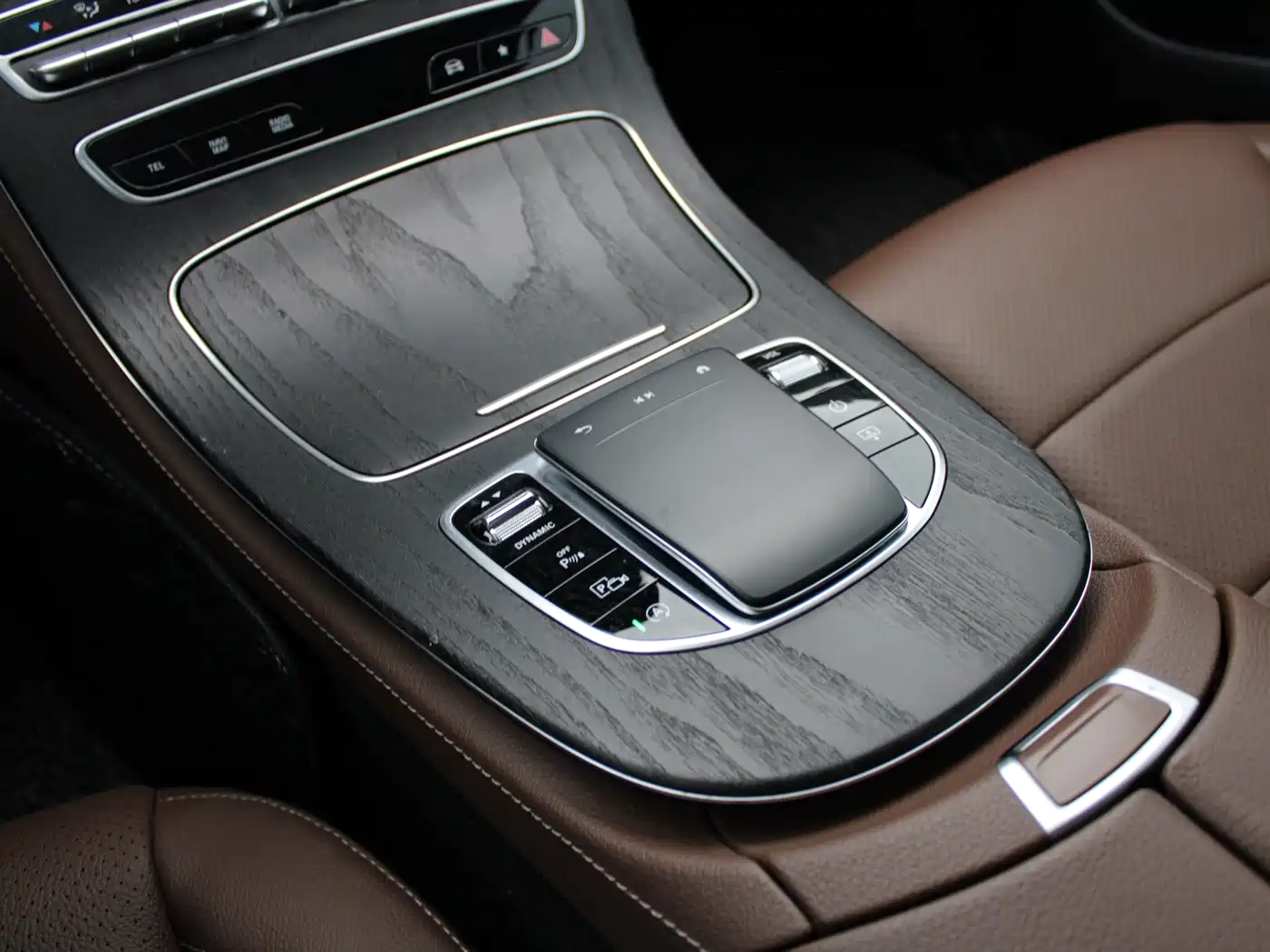 Mercedes-Benz E-Class 2022 E 300 L Sport Luxury фото 20