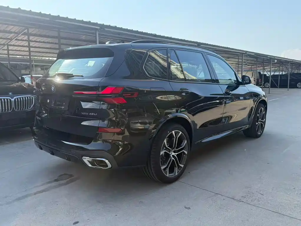 BMW X5 2026 2026 Facelift xDrive 40Li M Sport Shadowline Package