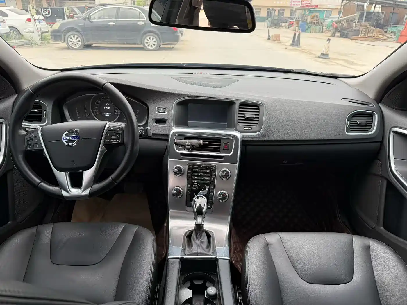 VOLVO S60