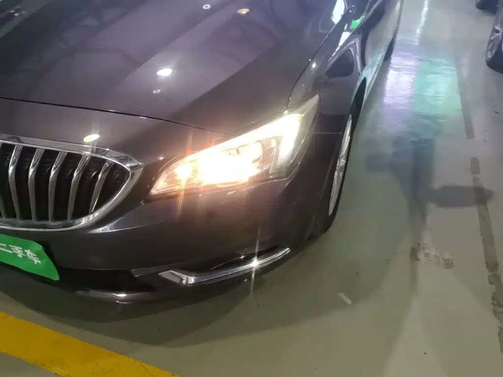 Buick Verano 2016 2015 Sedan 20T Dual-clutch Leading