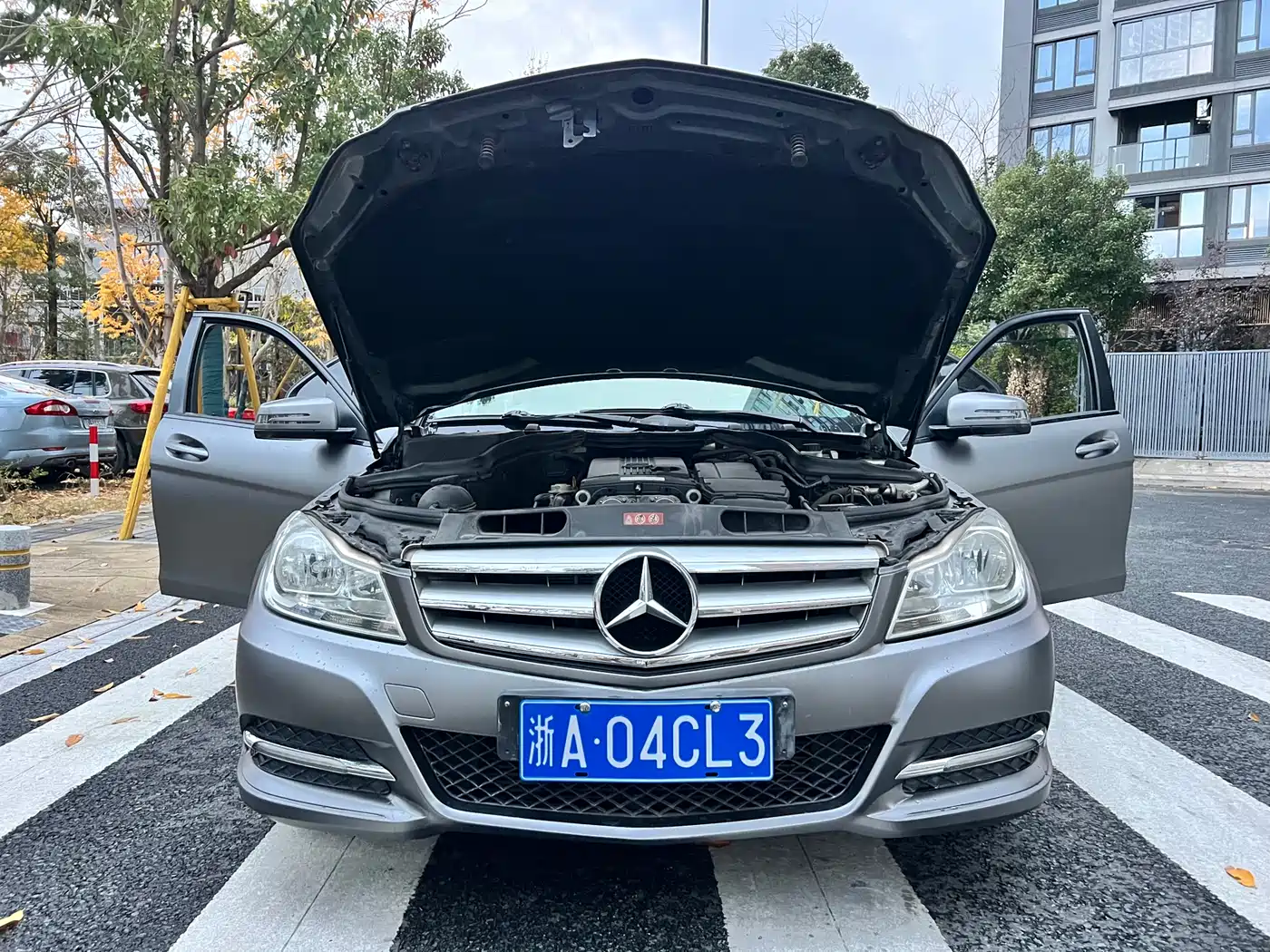 Mercedes-Benz C-Class 2011 C 180K Classic фото 25