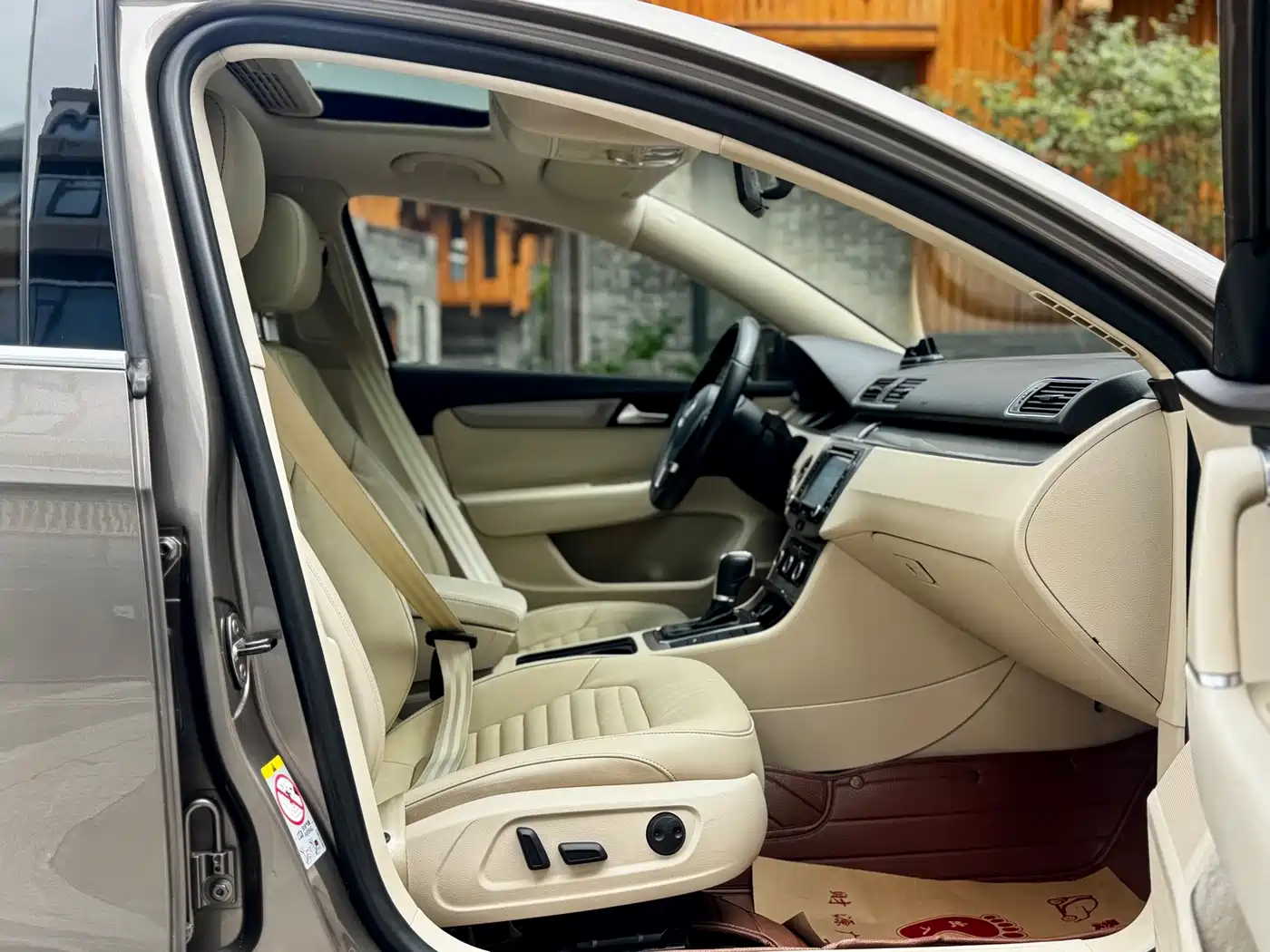 Volkswagen Magotan 2012 2012 Facelift 1.8TSI Leading