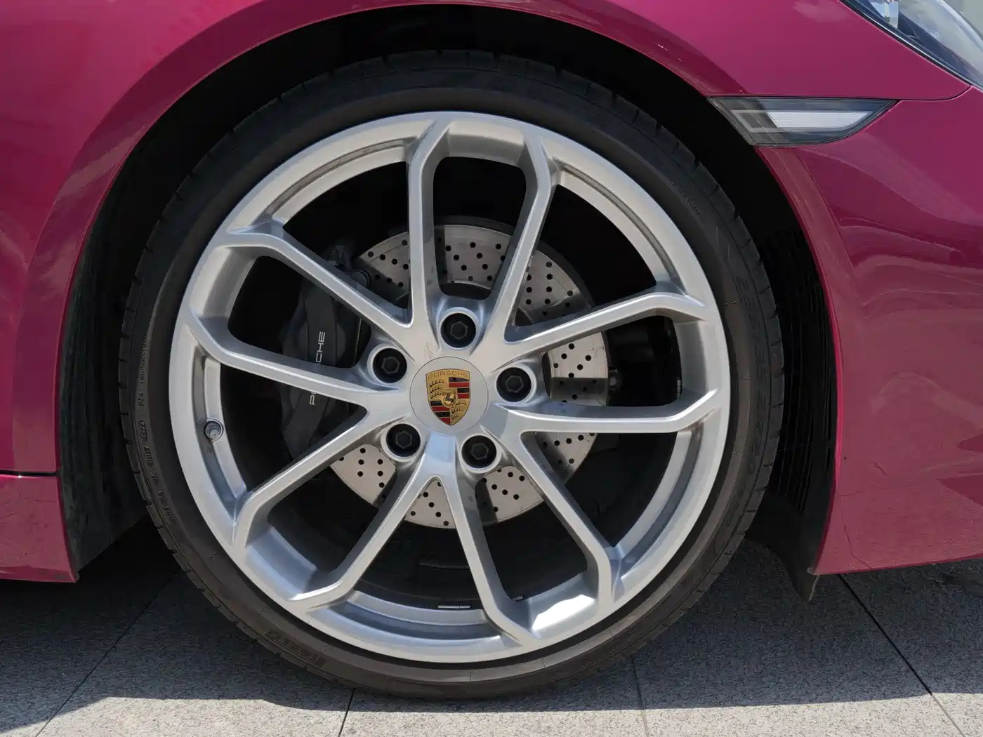 Porsche 718 2022 Spyder 2.0T фото 17