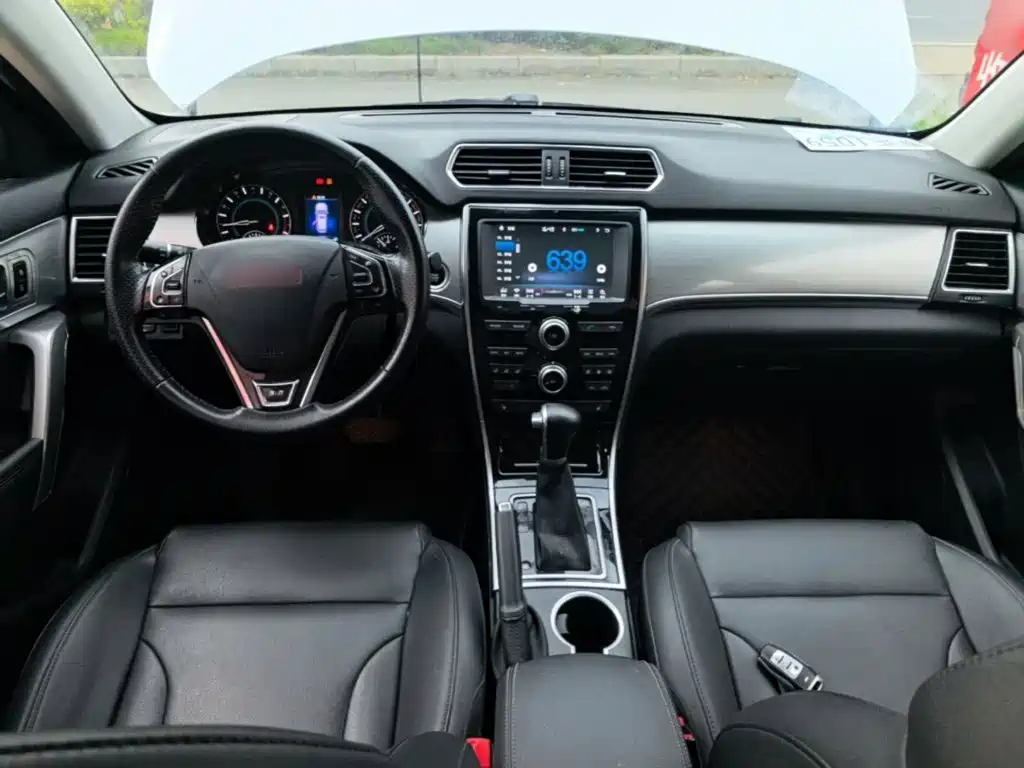 Haval H2 2015 2015 1.5T Automatic 2WD Elite Edition